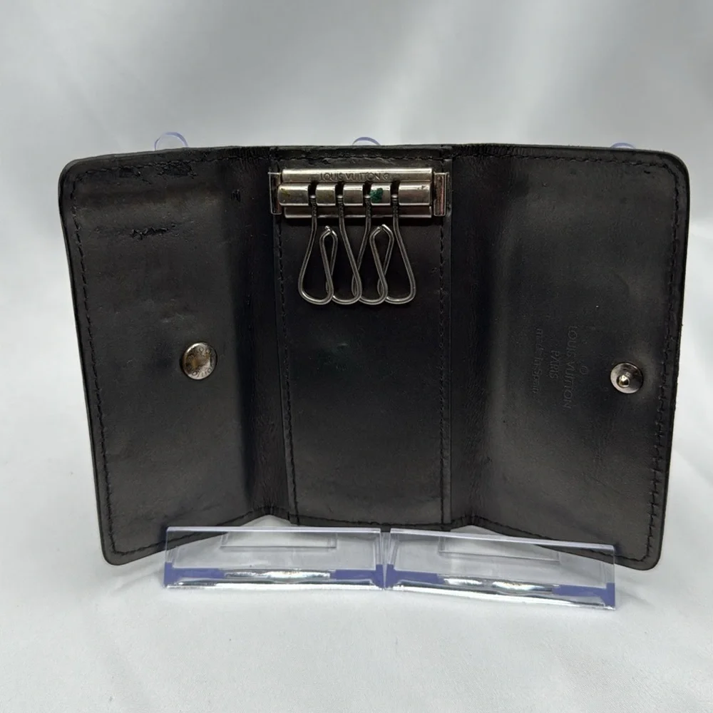 Louis Vuitton Key Holder Monogram Black Vernis Leather | Unisex | Pre-Owned |